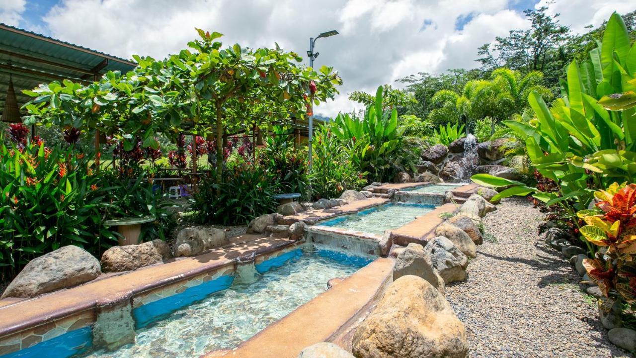 Cabanas Rio Escondido En La Fortuna Exterior foto