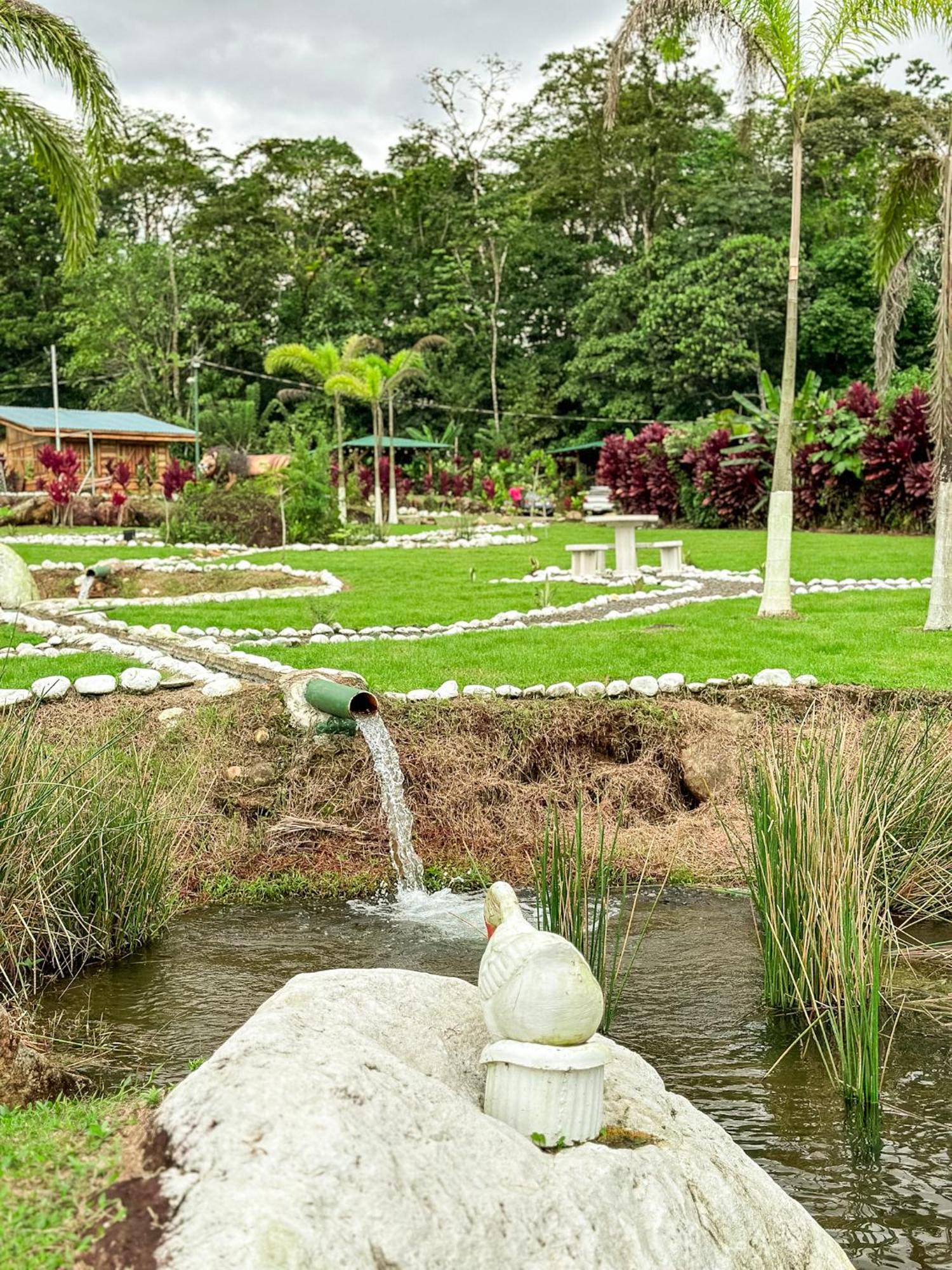 Cabanas Rio Escondido En La Fortuna Exterior foto