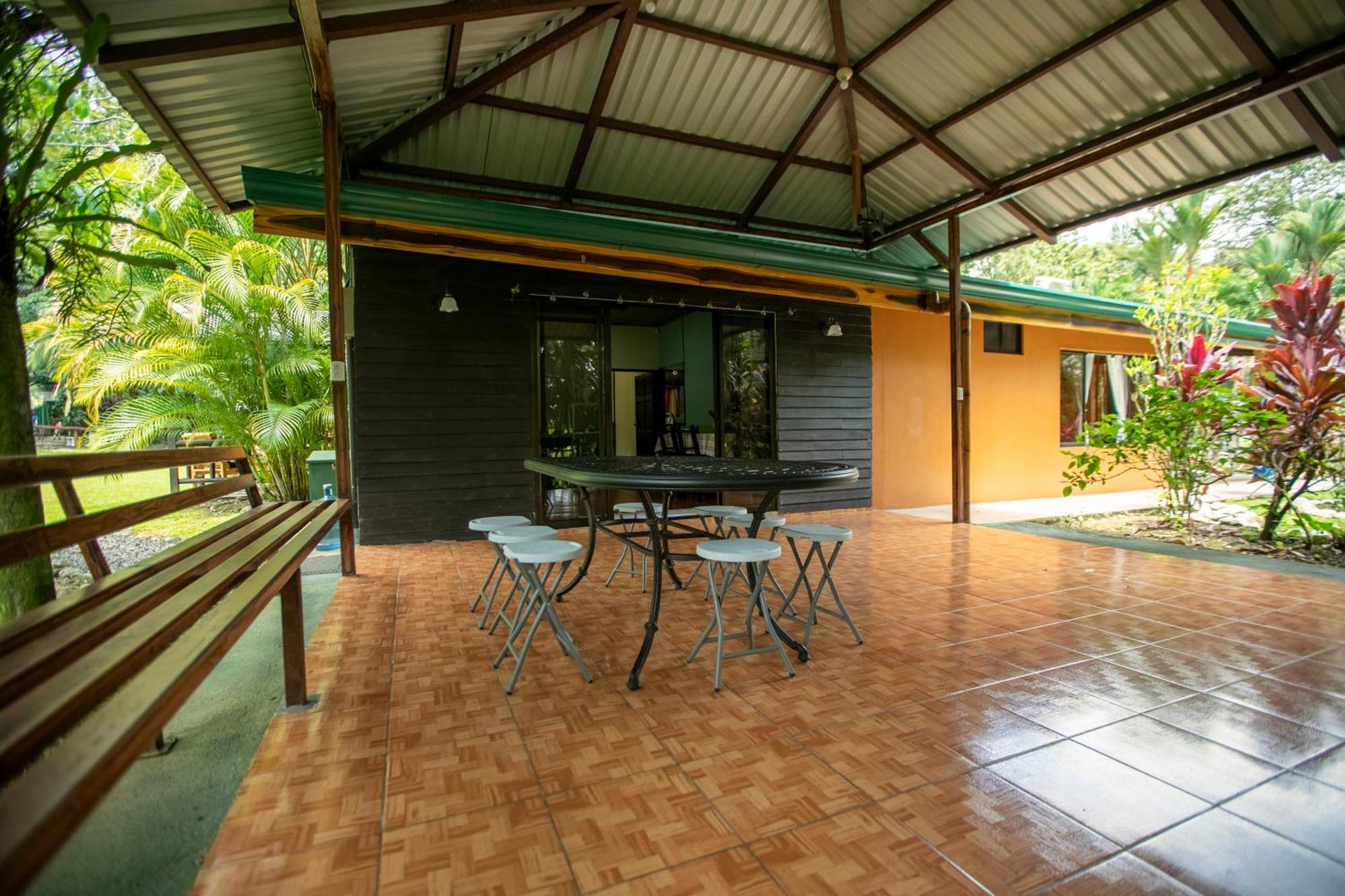 Cabanas Rio Escondido En La Fortuna Exterior foto